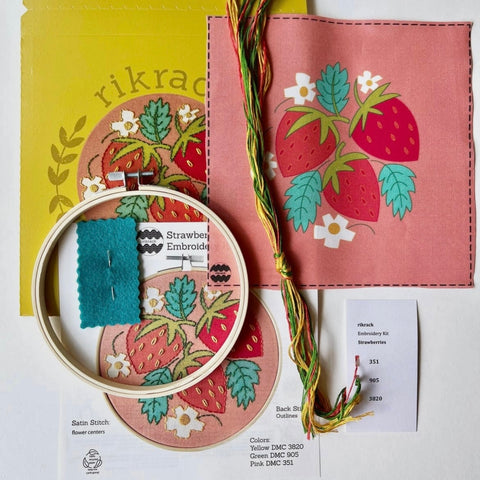 Strawberries Rikrack Embroidery Kits