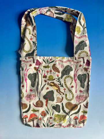 Garden Land To & Fro Tote