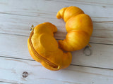 Coin Cuernitos Croissant